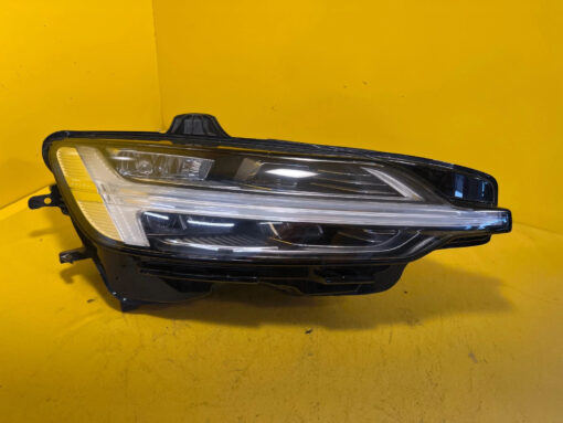 Reflektor Lampa Prawa Volvo XC 60 XC60 Full Led II 17- 21