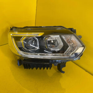 Reflektor LAMPA LEWA Halogen BMW 5 G30 G31 6 G32 LED