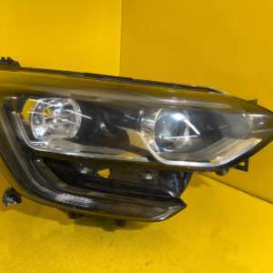 Reflektor Lampa PRAWA Renault Megane IV Soczewka Led 19-