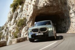 BMW XM 2023 - śmiały ruch w przestrzeni ultraluksusowych SUV-ów_07