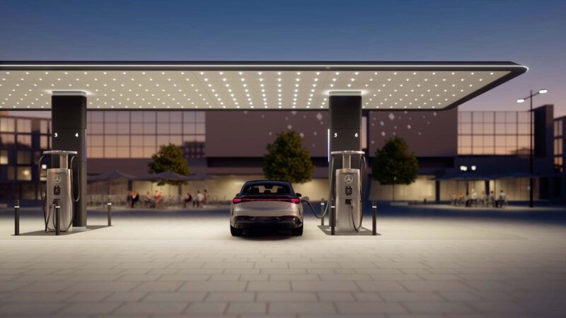Pierwsze stacje ładowania samochodów elektrycznych Mercedes-Benz zostaną otwarte jesienią tego roku-2