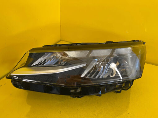 Reflektor LAMPA PRZEDNIA PRAWA VW T7 TRANSPORTER LED