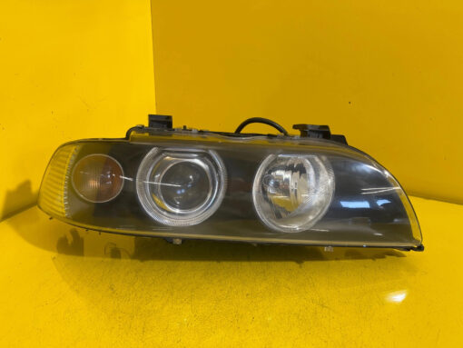 Reflektor LAMPA PRAWA PRZEDNIA BMW 5 E39 XENON LIFT