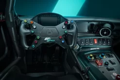 Mercedes-Benz AMG GT2 Pro najlepsze wrażenia z jazdy samochodem torowym_10