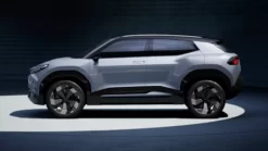 Miejski elektryczny SUV Toyoty - stylowy konkurent Volvo EX30, premiera w 2024_07