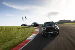 Porsche ujawnia szczegóły swojego długo oczekiwanego elektrycznego SUV-a Macan_01