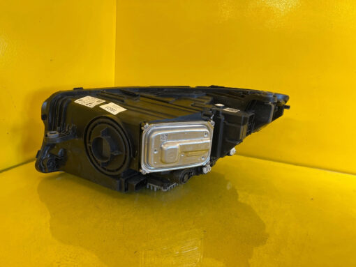 Reflektor LAMPA PRAWA MERCEDES GT AMG FULL LED A2909060201 USA