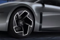 Chrysler przedstawia rewolucyjną koncepcję Halcyon, wyznaczającą nowe standardy dla pojazdów elektrycznych_08