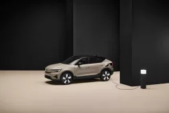 Ewolucja elektryfikacji Volvo - Przedstawiamy elektryczne SUV-y EX40 i EC40_10