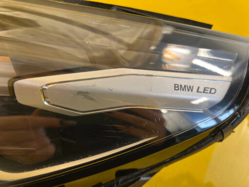 Reflektor LAMPA LEWA BMW 5 G60 FULL LED 5A798D1-05