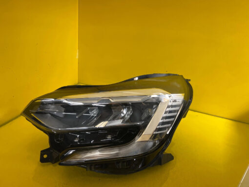 Reflektor LAMPA LEWA Renault Captur II LED 260608476R