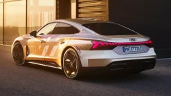Audi E-Tron GT 2025 - Kompleksowa zapowiedź i ekscytujące nowe dodatki-2025-Audi-E-Tron-GT-Prototype-3s