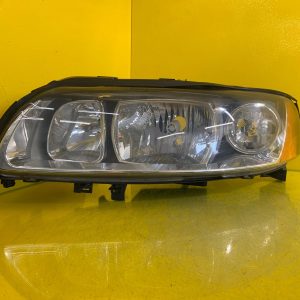 Reflektor LAMPA LEWA Volvo S60 I V70 II LIFT 30698835