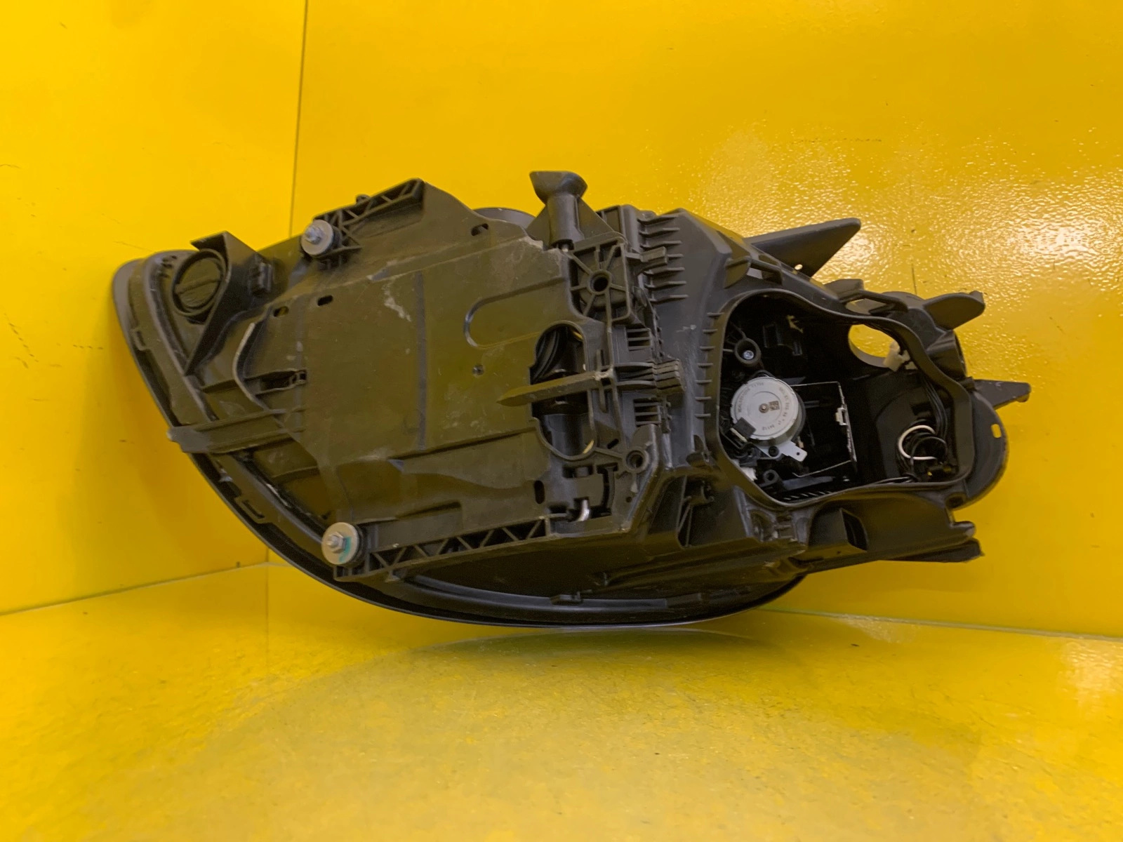 Reflektor Lampa Prawa Porsche Boxster Cayman 981 Xenon 98163113206 Autolamps 4 Reflektor Lampa Prawa Porsche Boxster Cayman 981 Xenon 98163113206