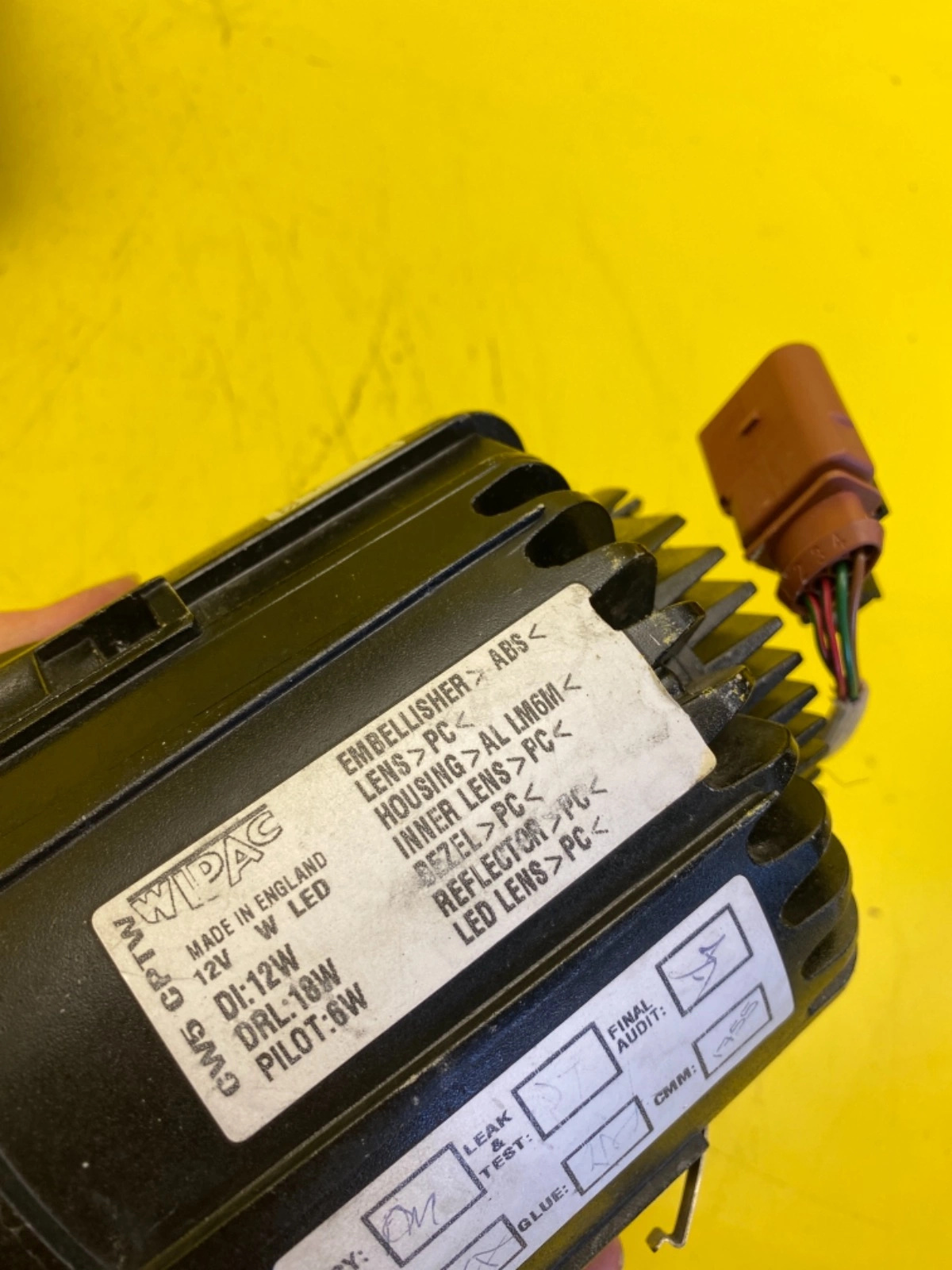 Reflektor LAMPA LEWA BENTLEY MULSANNE MULSANE 3Y1.941.015.H Autolamps 2 Reflektor LAMPA LEWA BENTLEY MULSANNE MULSANE 3Y1.941.015.H