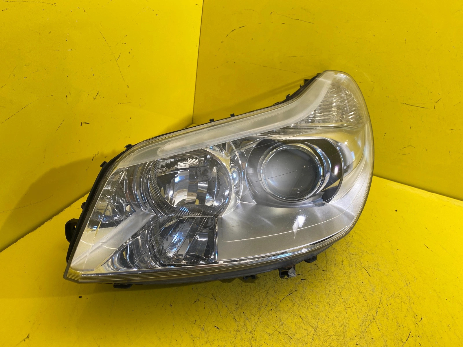 Reflektor Lampa Lewa Citroen C5 Lift 06r Xenon Autolamps Reflektor Lampa Lewa Citroen C5 Lift 06r Xenon