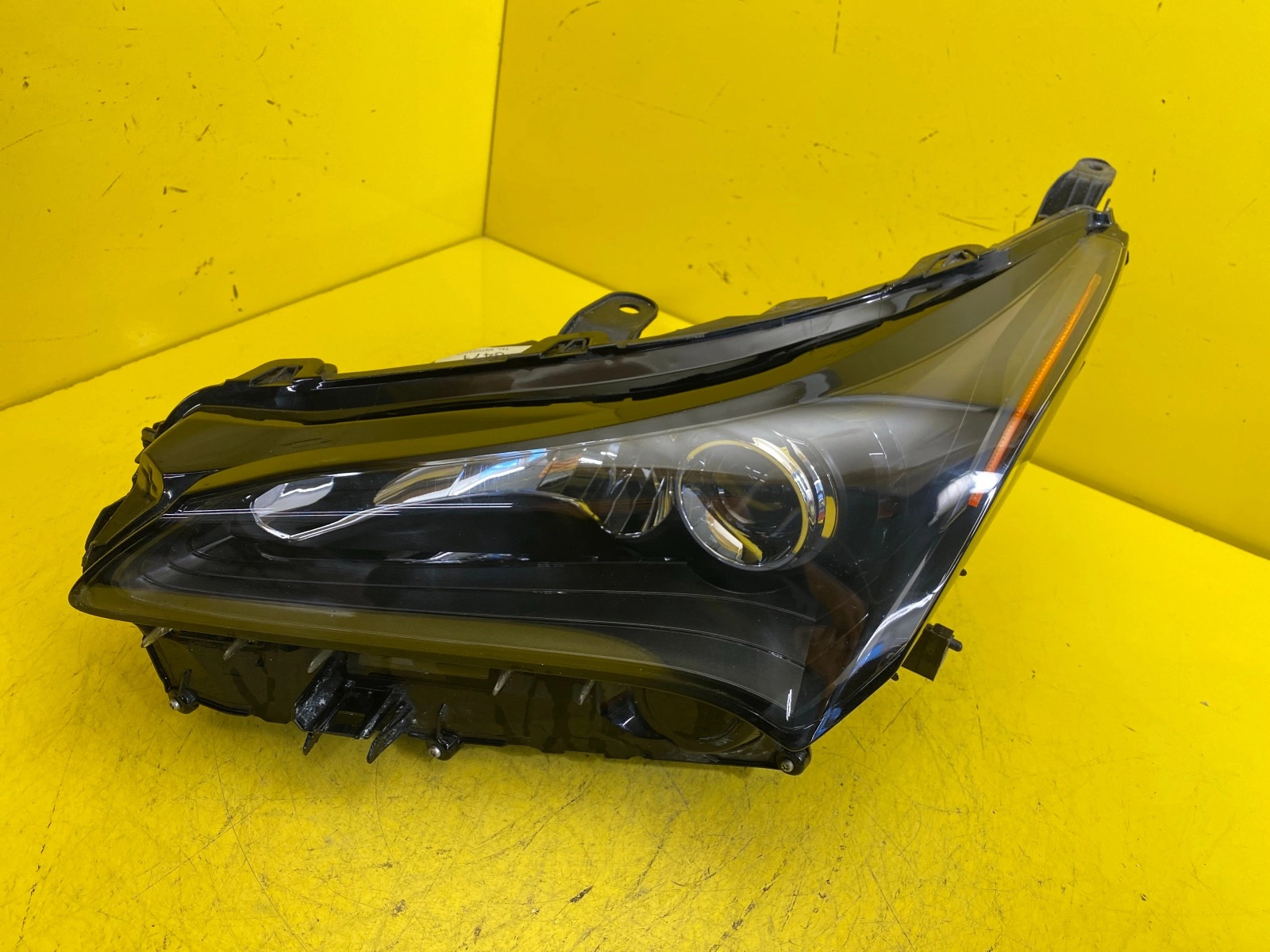 Reflektor Lampa Lewa LEXUS NX 2014-2018 Autolamps Reflektor Lampa Lewa LEXUS NX 2014-2018