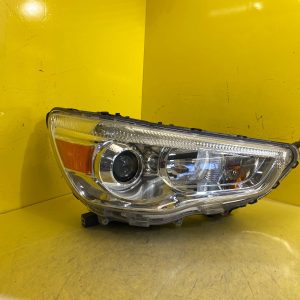 Reflektor Lampa Prawa MITSUBISHI ASX 10′-15′ Autolamps Reflektor Lampa Prawa MITSUBISHI ASX 10′-15′