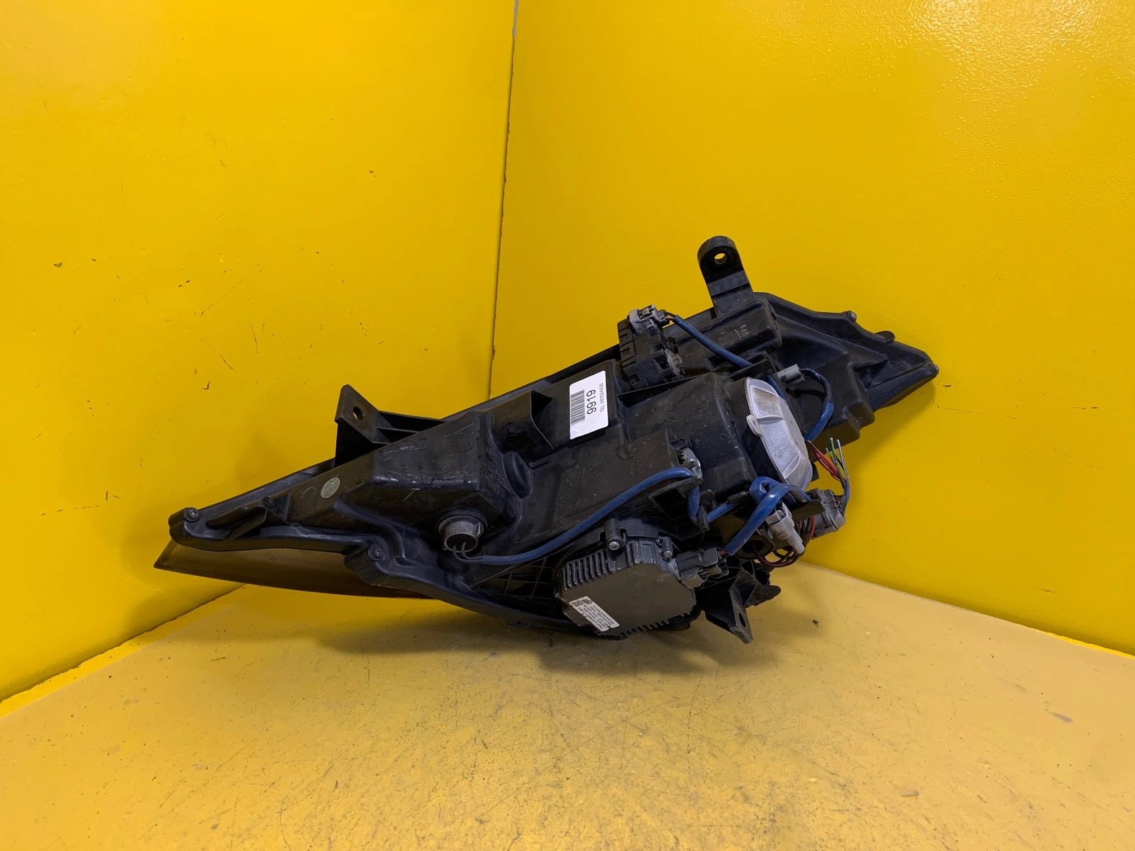 Reflektor LAMPA PRAWA NISSAN MURANO ’03-’08 XENON Autolamps 3 Reflektor LAMPA PRAWA NISSAN MURANO ’03-’08 XENON