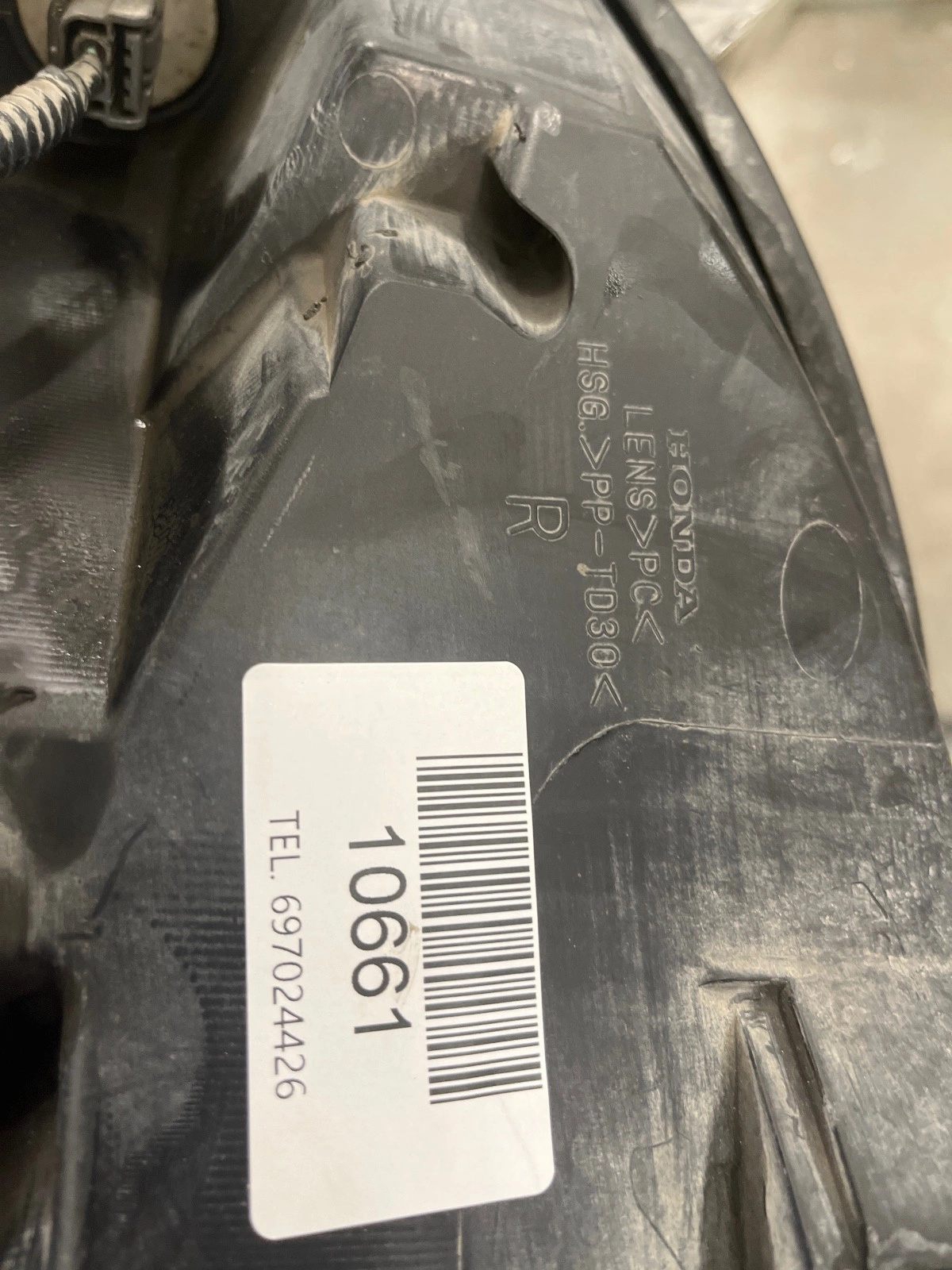 Reflektor Lampa Prawa Honda HR-V 15-18 XENON Autolamps 3 Reflektor Lampa Prawa Honda HR-V 15-18 XENON