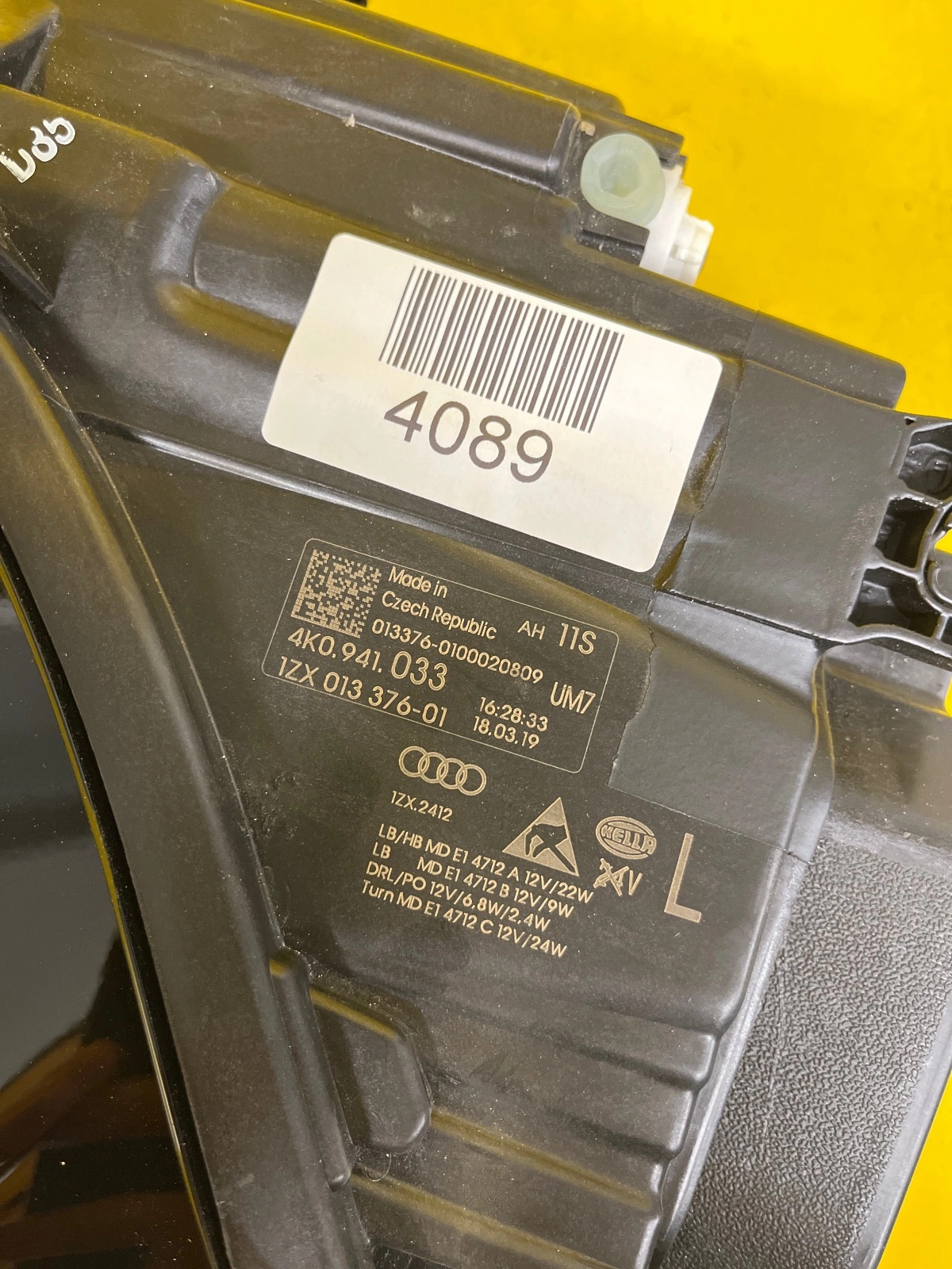 Reflektor REFLEKTOR LEWY AUDI A6 C8 FULL LED 4K0941033 Autolamps 2 Reflektor REFLEKTOR LEWY AUDI A6 C8 FULL LED 4K0941033