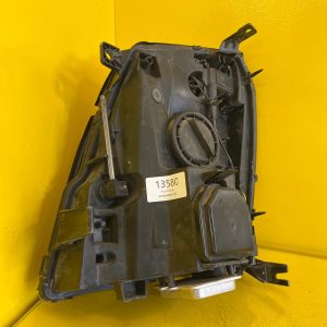 Reflektor LAMPA PRAWA CADILLAC ESCALADE 2006- XENON USA