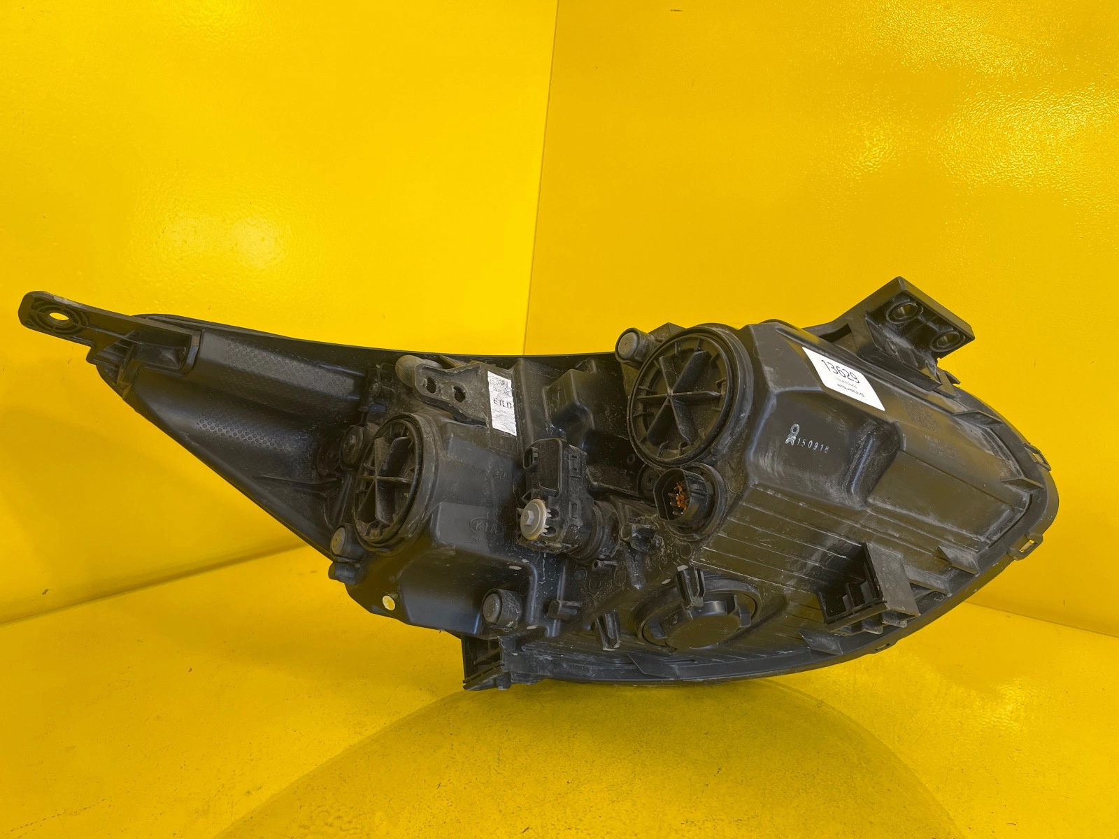 Reflektor LAMPA LEWA PRZEDNIA KIA SOUL 2 II 13-18 HYBRYD Autolamps 5 Reflektor LAMPA LEWA PRZEDNIA KIA SOUL 2 II 13-18 HYBRYD