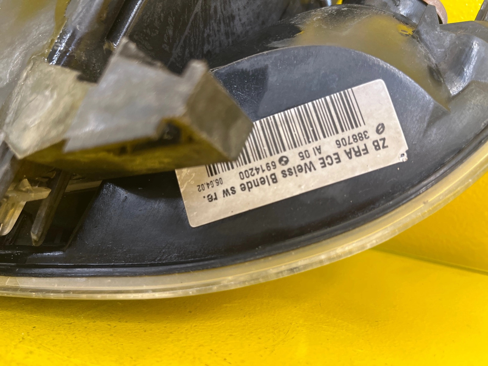 Reflektor LAMPA PRAWA BMW E46 LIFT XENON 02-05 6914200 Autolamps 5 Reflektor LAMPA PRAWA BMW E46 LIFT XENON 02-05 6914200