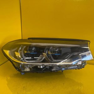 Reflektor Lampa Prawa BMW 5 G30 G31 F90 Laser Black 7493650-01 Autolamps Reflektor Lampa Prawa BMW 5 G30 G31 F90 Laser Black 7493650-01