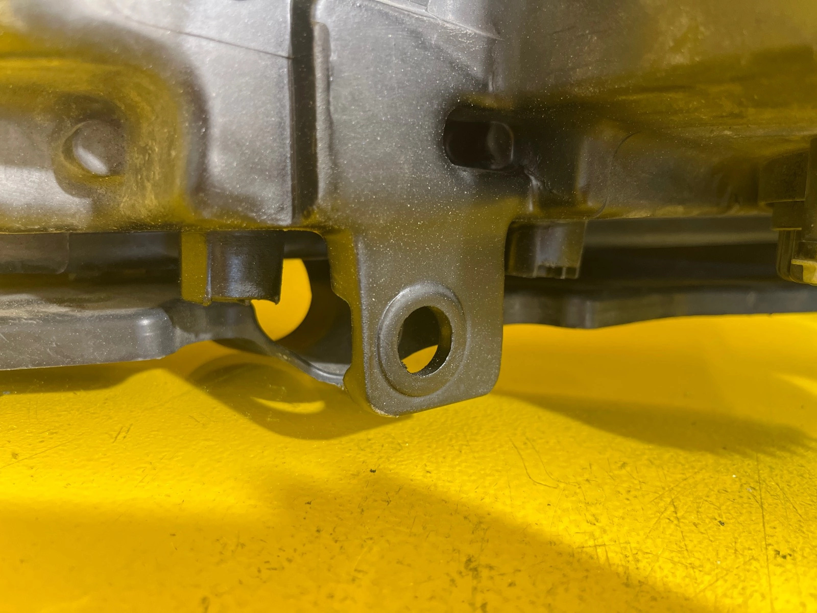 Reflektor Lampa Prawa Chevrolet Camaro 10-13 23509014 Autolamps 4 Reflektor Lampa Prawa Chevrolet Camaro 10-13 23509014