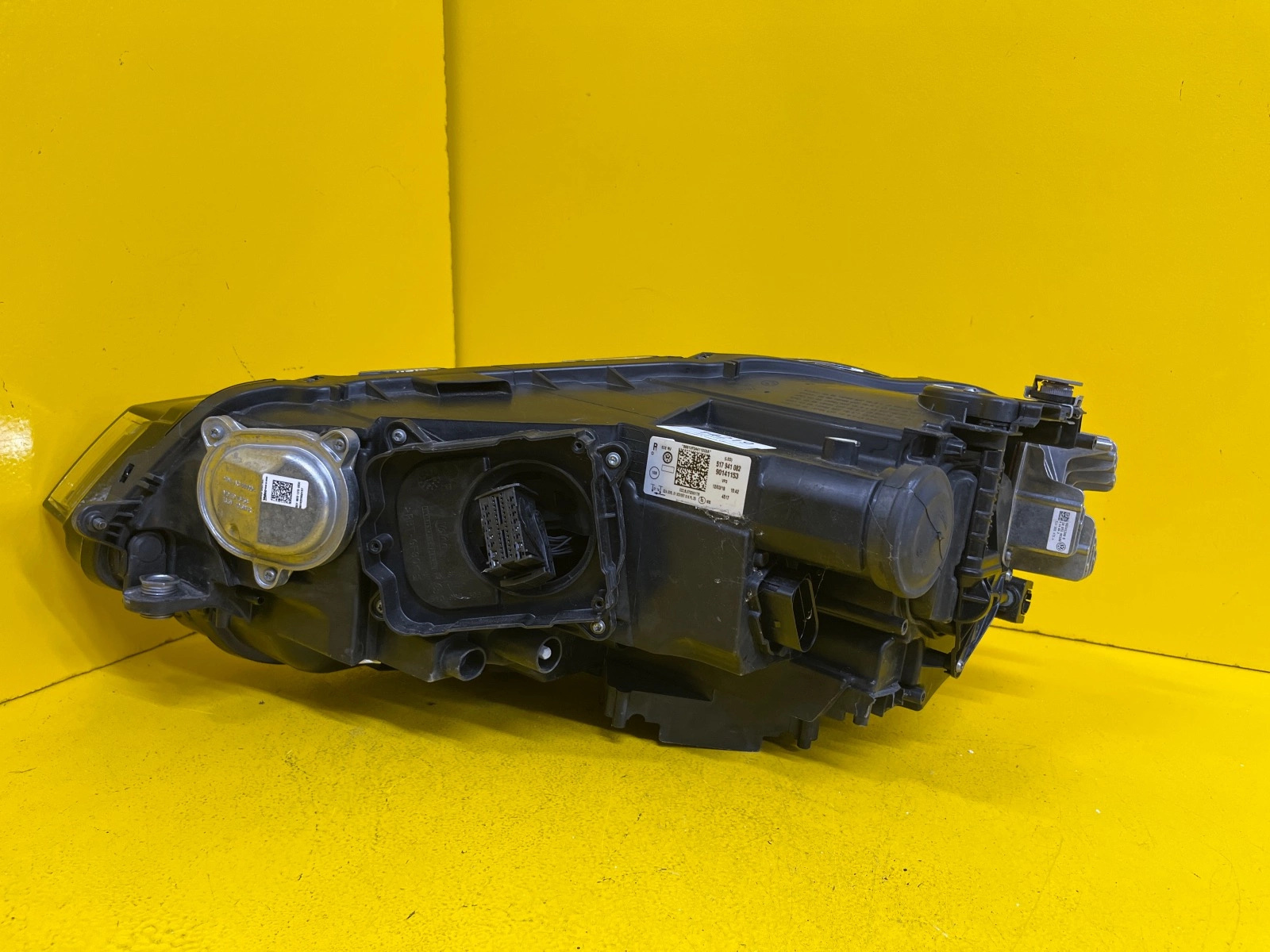 Reflektor Lampa Prawa VW SPORTSVAN LIFT 517941082 Autolamps 3 Reflektor Lampa Prawa VW SPORTSVAN LIFT 517941082