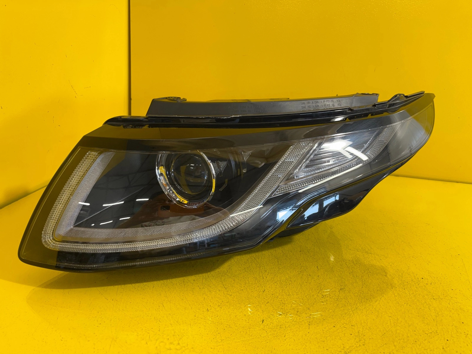 Reflektor Lampa Lewa Range Rover Evoque Bi XENON LED GJ3M-13W030-BA Autolamps Reflektor Lampa Lewa Range Rover Evoque Bi XENON LED GJ3M-13W030-BA