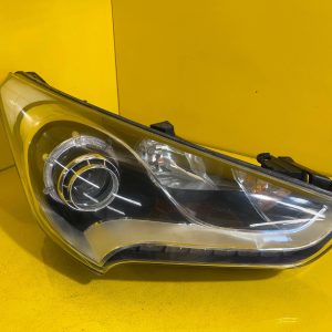 Reflektor Lampa Prawa HYUNDAI VELOSTER 11-18 XENON LED