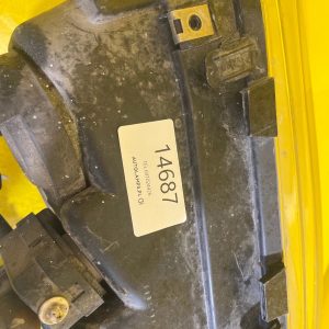 Reflektor Lampa Prawa VOLVO V70 2 II LIFT ZWYKŁA 30698836