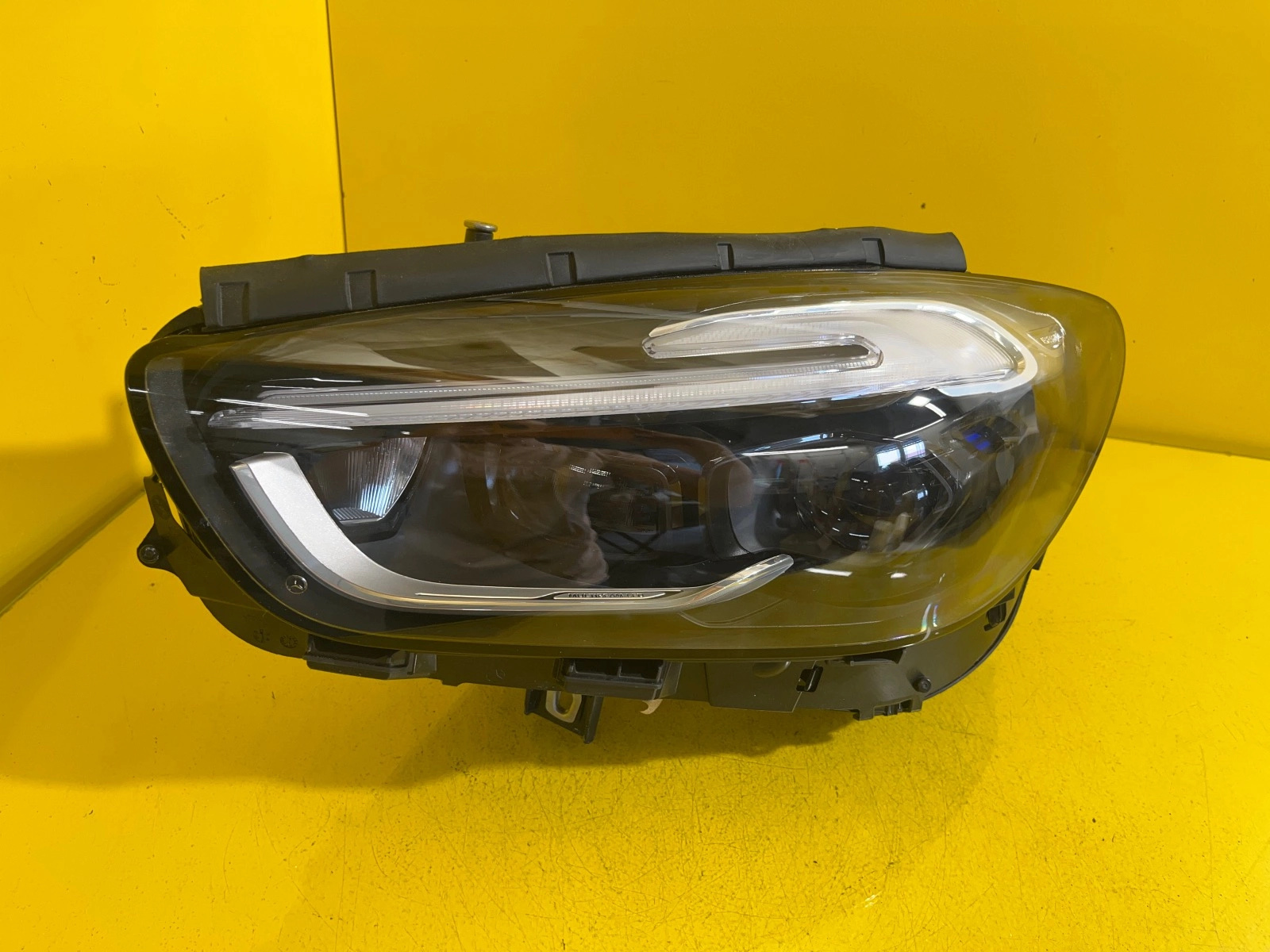 Reflektor Lampa Lewa Mercedes B-Klasa W247 FULL LED MULTI A2479061304 Autolamps Reflektor Lampa Lewa Mercedes B-Klasa W247 FULL LED MULTI A2479061304