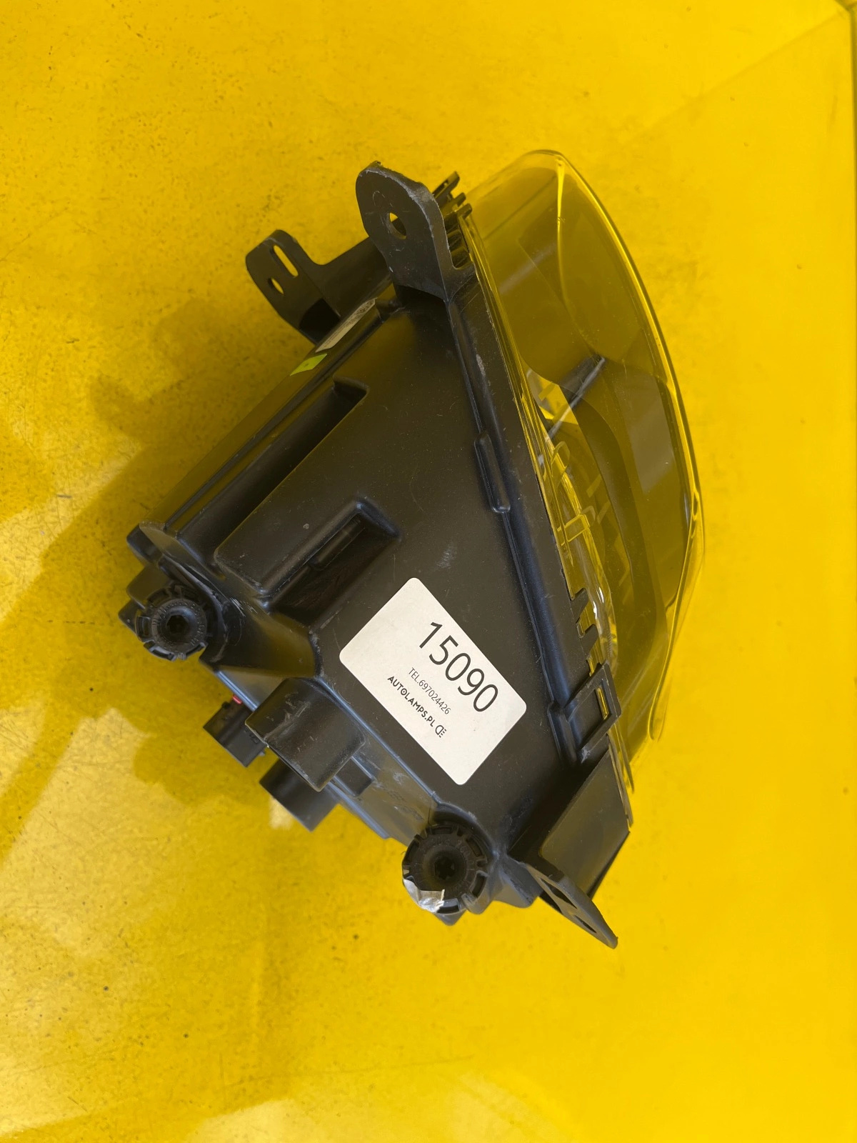 Reflektor LAMPA PRAWA PRZEDNIA RENAULT ALPINE A110 Autolamps 2 Reflektor LAMPA PRAWA PRZEDNIA RENAULT ALPINE A110