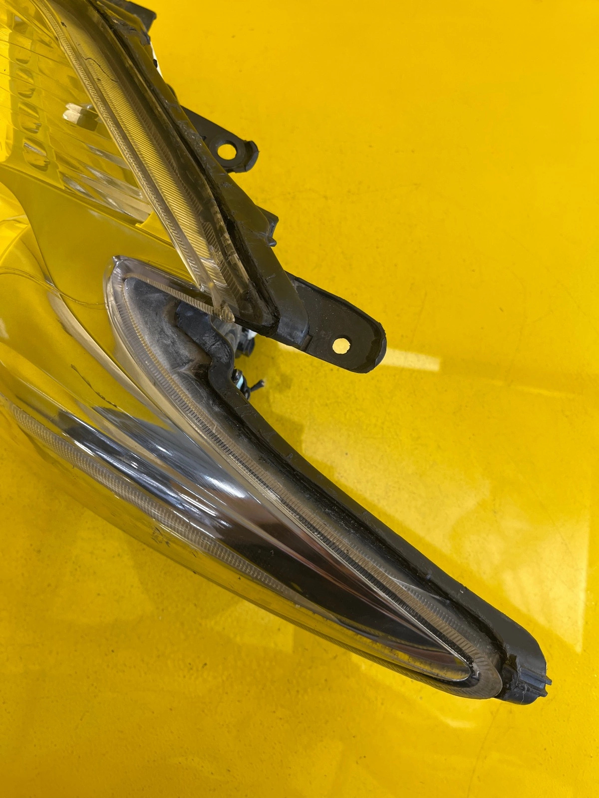 Reflektor Lampa Lewa TOYOTA PRIUS III 09-10 Autolamps 3 Reflektor Lampa Lewa TOYOTA PRIUS III 09-10