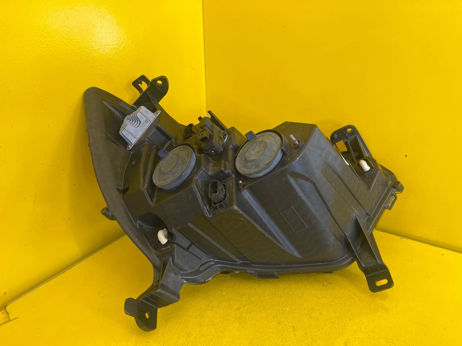 Reflektor LAMPA LEWA RENAULT MASTER 4 IV 19- LED Autolamps 3 Reflektor LAMPA LEWA RENAULT MASTER 4 IV 19- LED