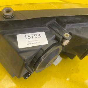 Reflektor Lampa Prawa VW PASSAT B5 97-01 XENON