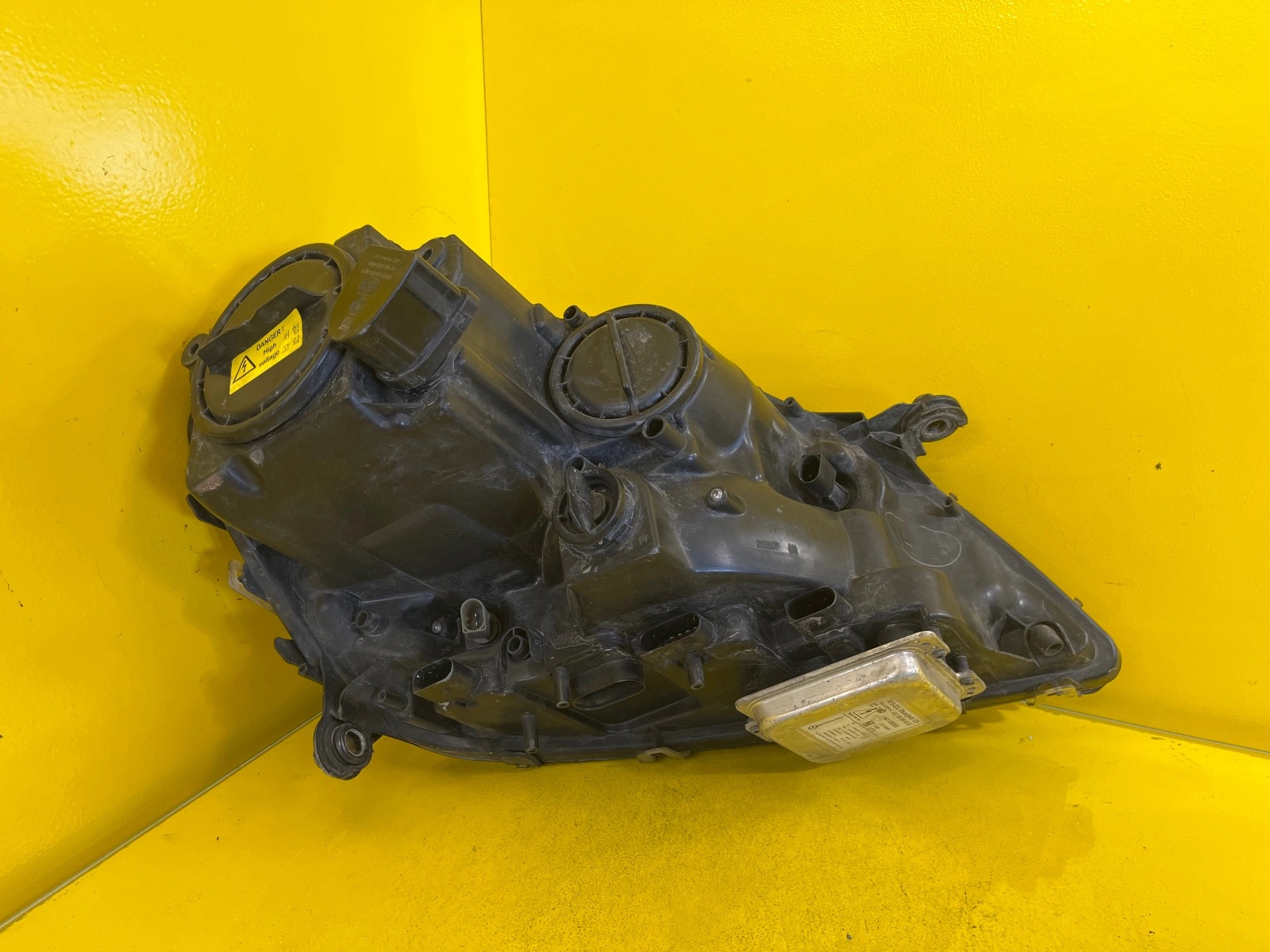 Reflektor LAMPA LEWA MERCEDES W164 ML LIFT AMG BI-XENON A1648203959 Autolamps 3 Reflektor LAMPA LEWA MERCEDES W164 ML LIFT AMG BI-XENON A1648203959