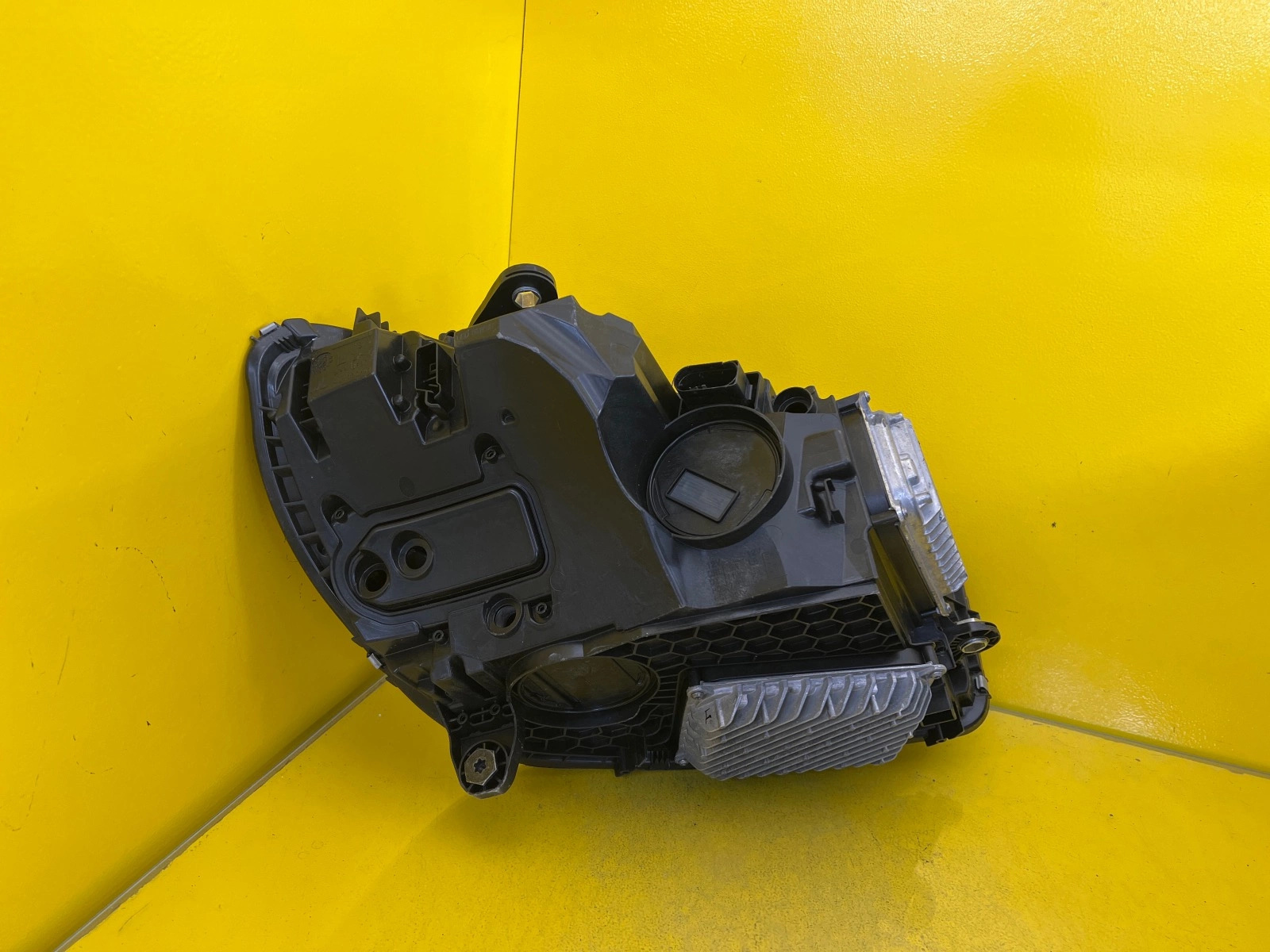 Reflektor Lampa Lewa Mercedes C-Klasa W206 A2069064703 DIGITAL LIGHT Autolamps 4 Reflektor Lampa Lewa Mercedes C-Klasa W206 A2069064703 DIGITAL LIGHT