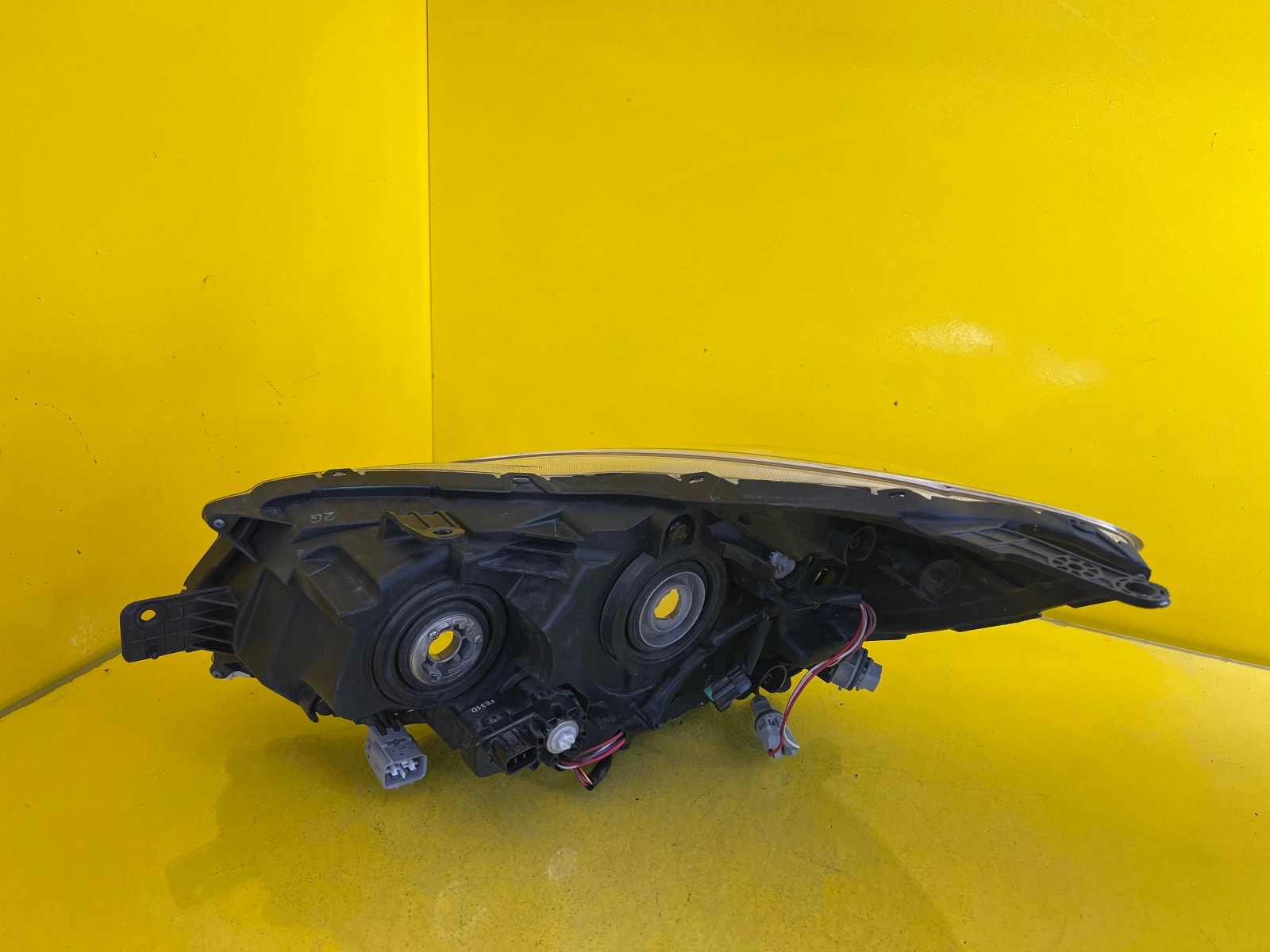 Reflektor LAMPA PRAWA PRZEDNIA SUBARU IMPREZA XV 2011- Autolamps 2 Reflektor LAMPA PRAWA PRZEDNIA SUBARU IMPREZA XV 2011-