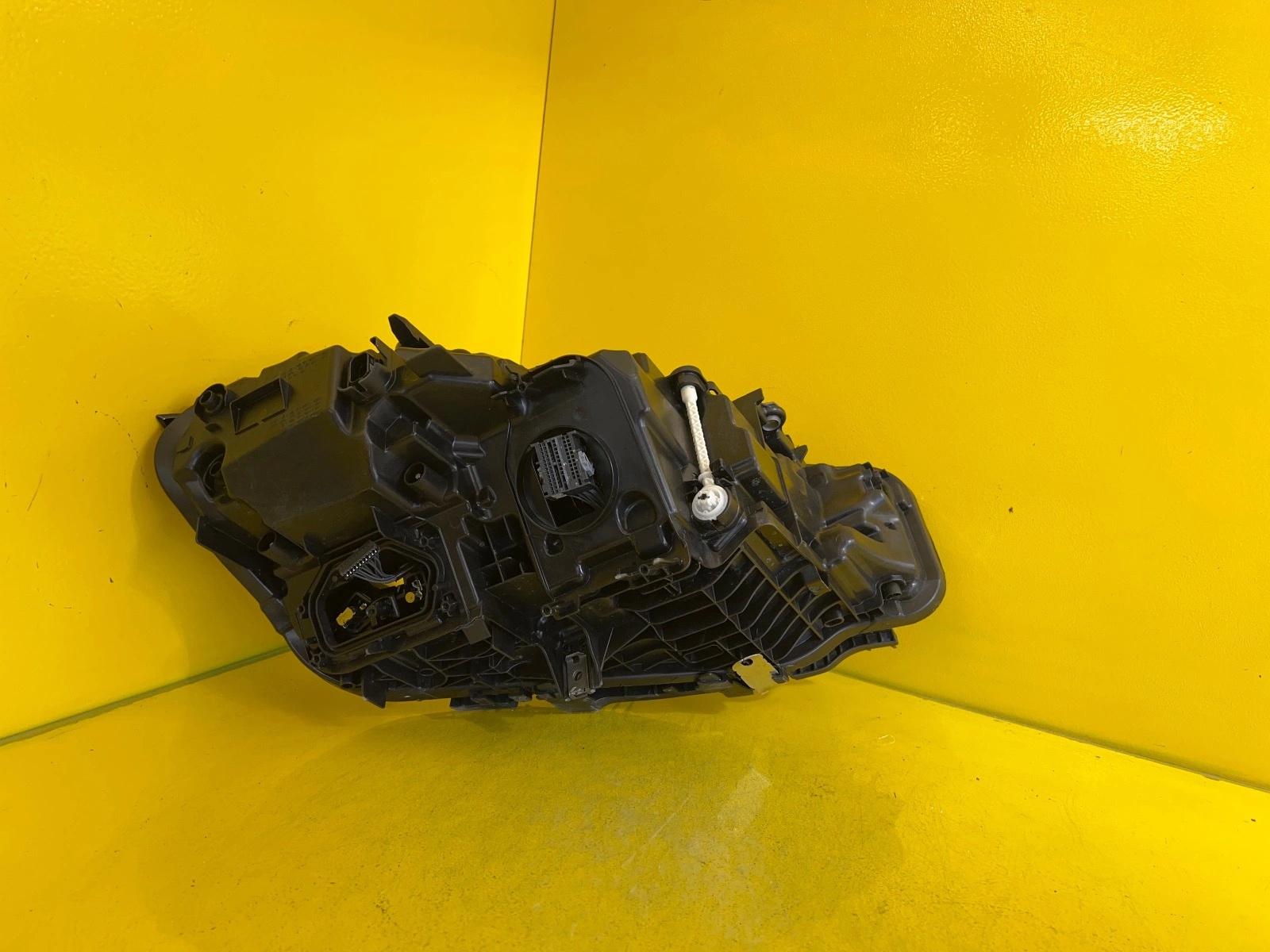 Reflektor Lampa LEWA BMW 3 G20 G21 Lift LCI Full Led 9450795-04 Autolamps 3 Reflektor Lampa LEWA BMW 3 G20 G21 Lift LCI Full Led 9450795-04