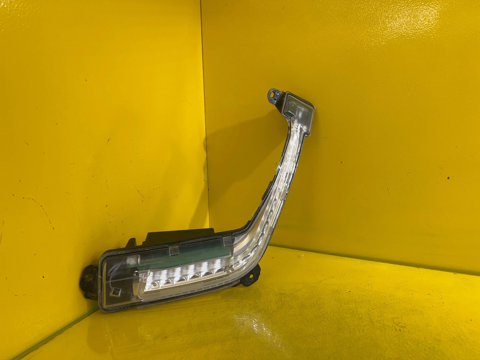 Reflektor Lampa Prawa Halogen Prawy PEUGEOT 308 2011-2012 LED 89207845 Autolamps Reflektor Lampa Prawa Halogen Prawy PEUGEOT 308 2011-2012 LED 89207845