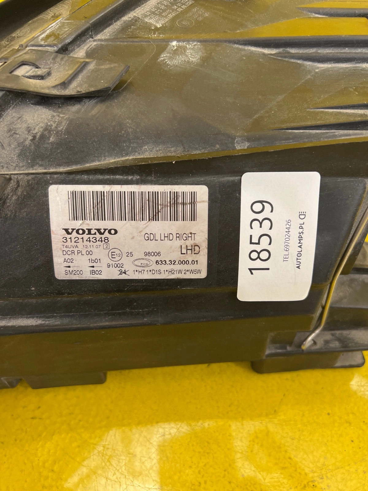 Reflektor LAMPA PRAWA VOLVO XC70 V70 S80 II XENON 313214348 07-12 Autolamps 2 Reflektor LAMPA PRAWA VOLVO XC70 V70 S80 II XENON 313214348 07-12