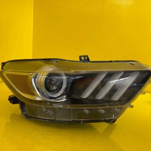 Reflektor LAMPA PRAWA PRZEDNIA FORD MUSTANG 14-17 XENON