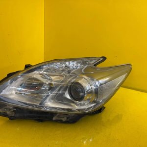 Reflektor LAMPA LEWA PRZEDNIA TOYOTA PRIUS III 09-14
