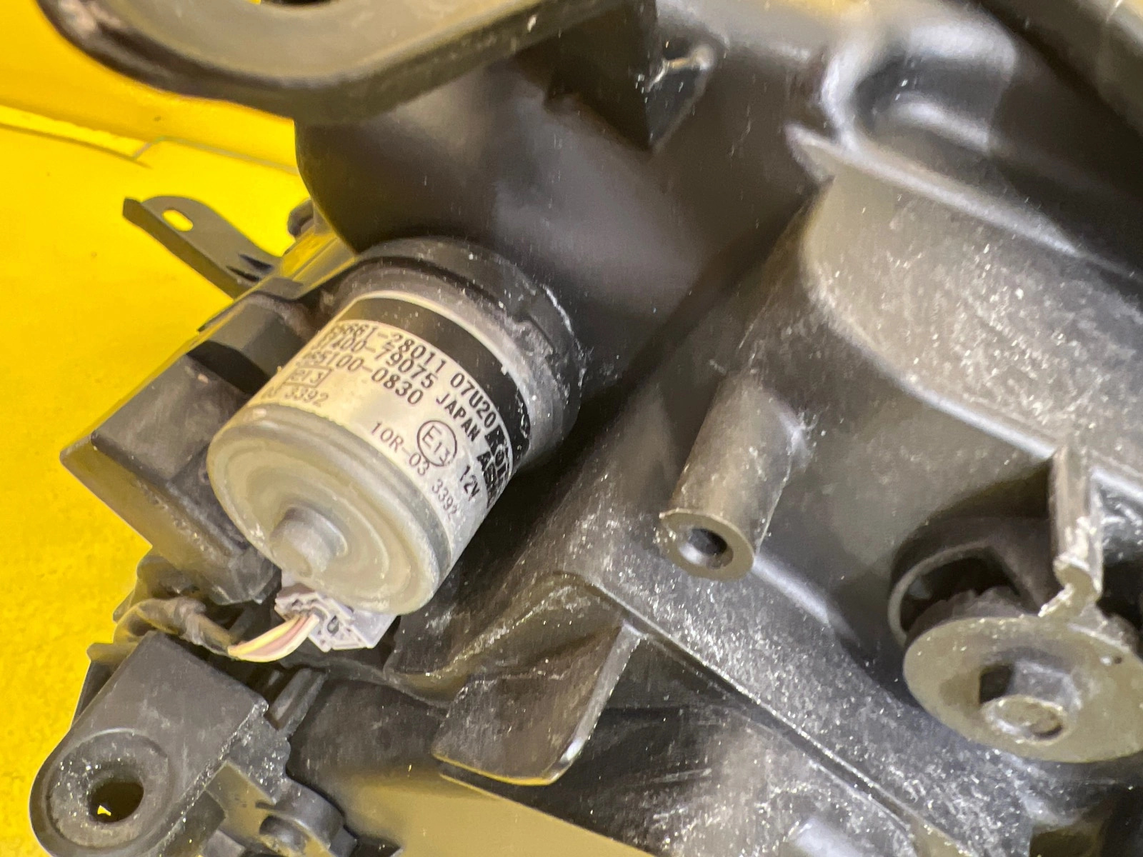 Reflektor Lampa Prawa Toyota Land Cruiser Prado 09-17 81185-60J20 LED Autolamps 2 Reflektor Lampa Prawa Toyota Land Cruiser Prado 09-17 81185-60J20 LED