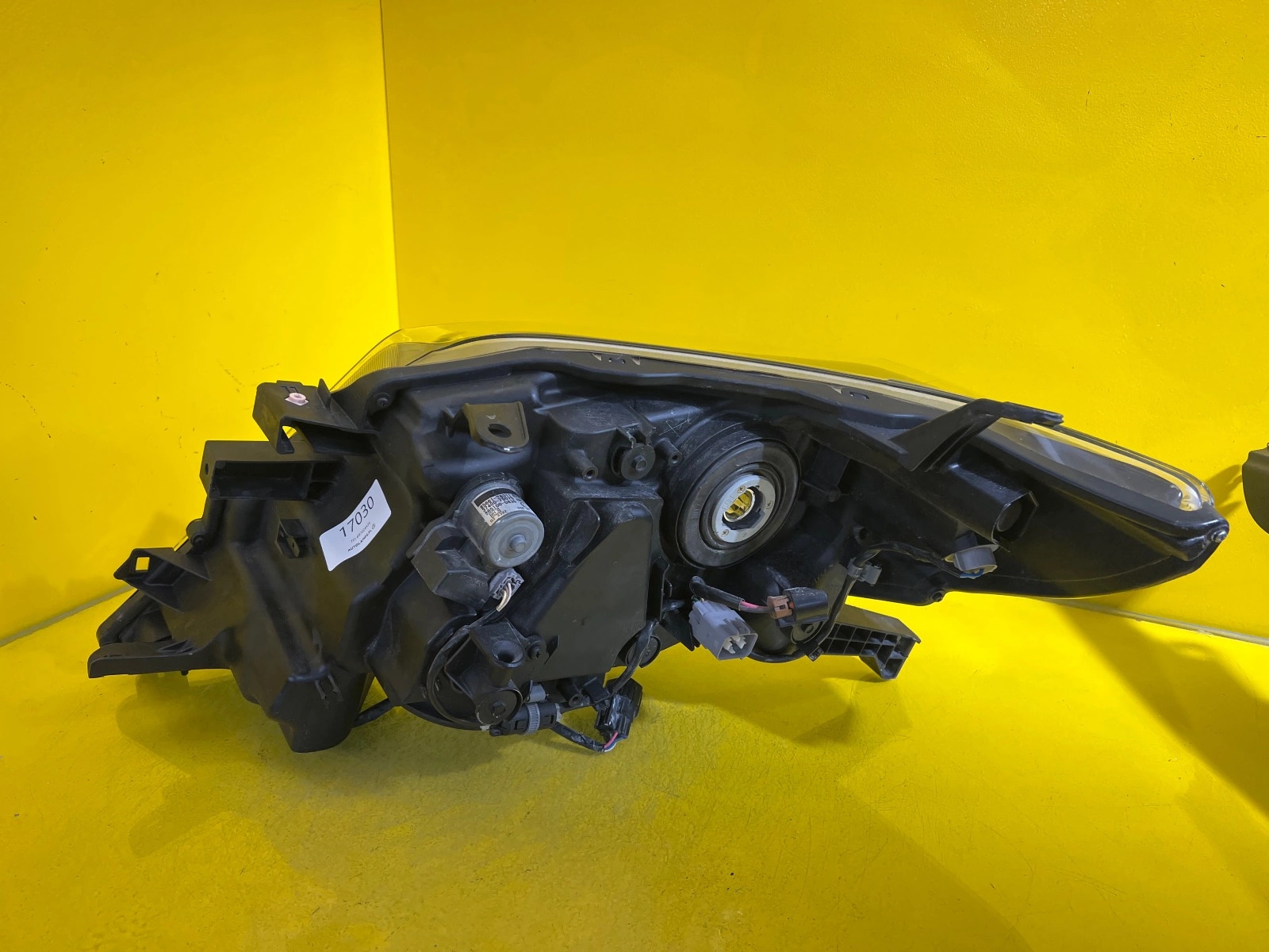 Reflektor Lampa Prawa Toyota Land Cruiser Prado 09-17 81185-60J20 LED Autolamps 3 Reflektor Lampa Prawa Toyota Land Cruiser Prado 09-17 81185-60J20 LED