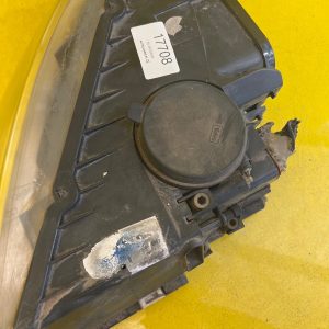 Reflektor LAMPA PRAWA VW TOUAREG I 02-10 XENON